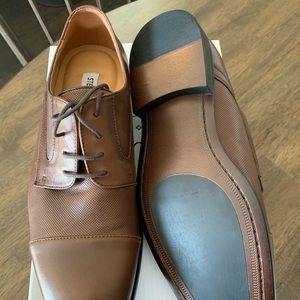 Men’s dress shoes